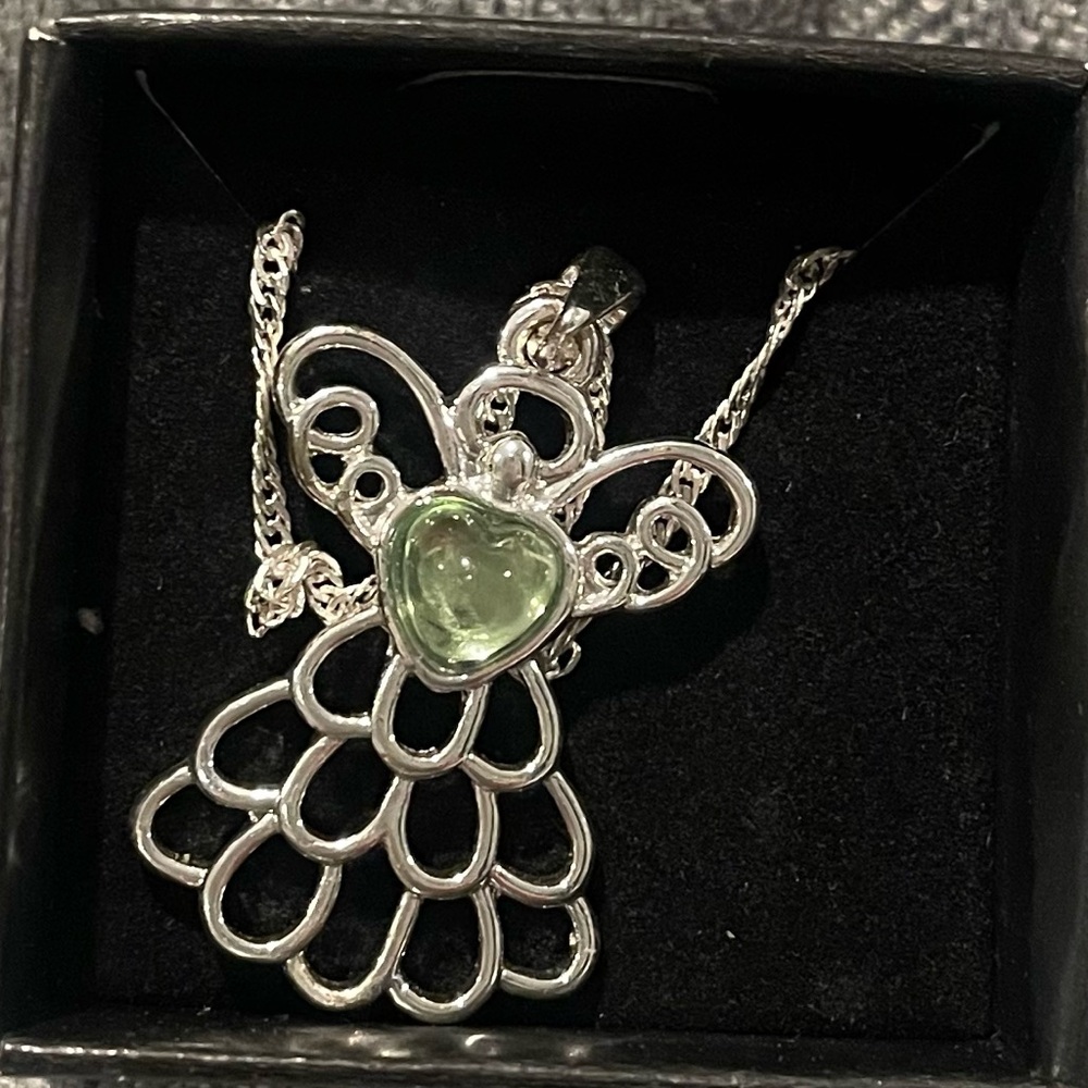 Mary Birthstone Angel Necklace August Peridot gColor Avon Filigree - Picture 2 of 5